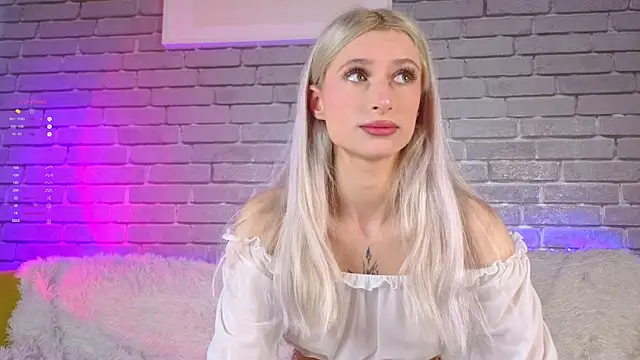 LuxuryBarbie online show from May 15, 9:05 am