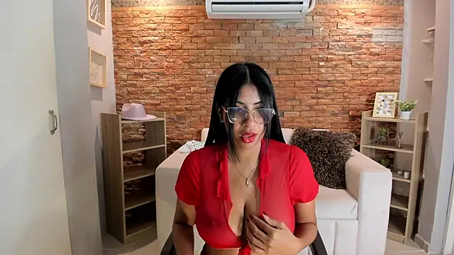 noa joness online show from July 20, 10:01 pm