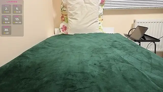 Snapshot of lukxx6 chatting on April 11, 8:46 pm lukxx6 online show from April 11, 8:46 pm