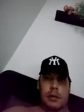 HugoEspada1 online show from April 14, 5:41 pm