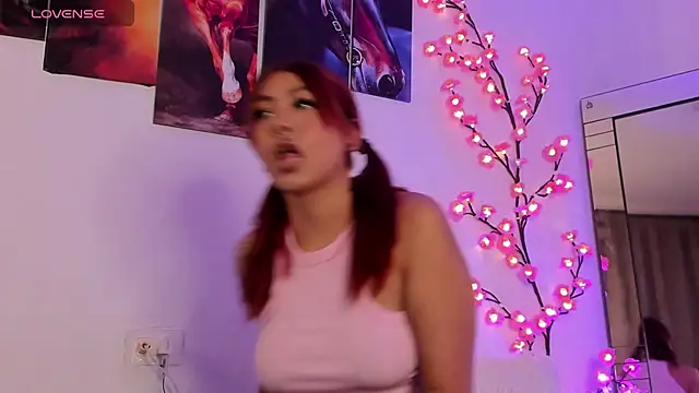 ava soophia online show from April 15, 3:13 am