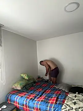 Frednunex online show from April 15, 3:19 pm