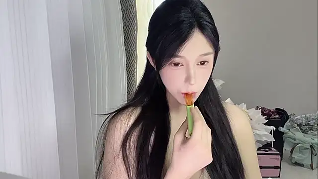 Ruiyaa online show from April 15, 3:41 pm