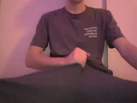 Snapshot of mikeS047 chatting on April 12, 6:13 pm mikeS047 online show from April 12, 6:13 pm