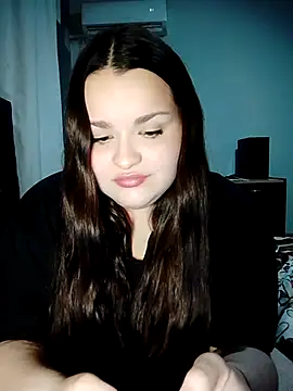 Snapshot of estrell4 chatting on July 1, 10:42 pm estrell4 online show from July 1, 10:42 pm