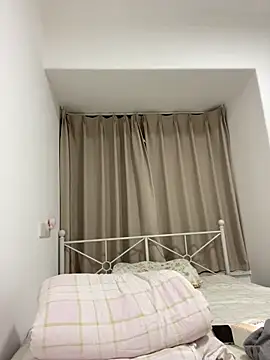 Snapshot of orangeoneday chatting on April 22, 1:56 pm orangeoneday online show from April 22, 1:56 pm