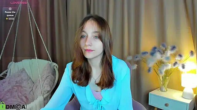 Snapshot of alis_tauber chatting on April 20, 9:23 am alis tauber online show from April 20, 9:23 am