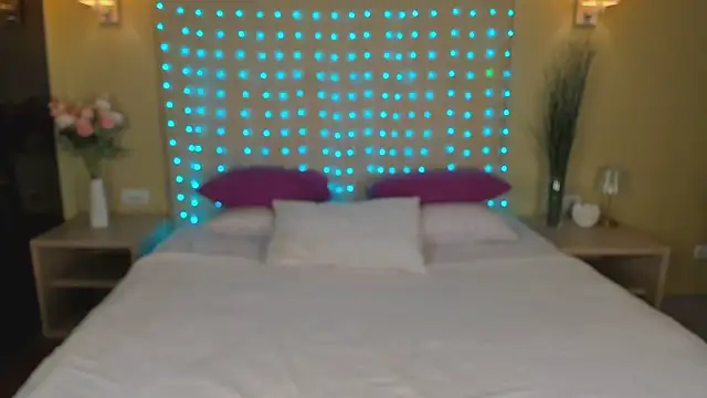 Snapshot of alis_tauber chatting on July 5, 1:12 am alis tauber online show from July 5, 1:12 am
