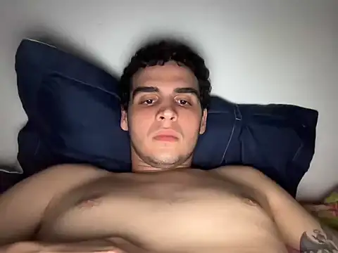 mateo-lins6 online show from April 14, 6:36 pm