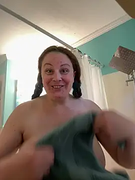 NeedyKitty47 online show from June 5, 6:46 pm
