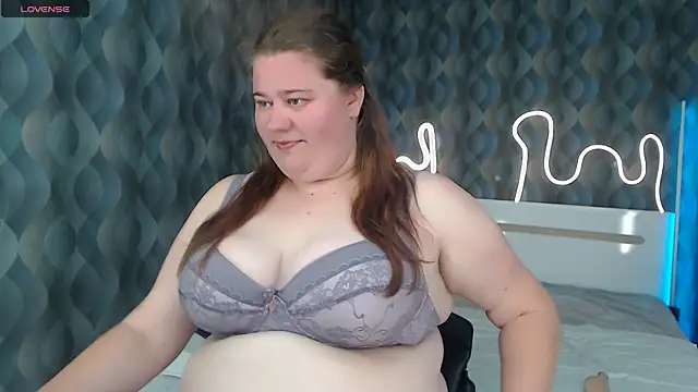 Bella Blvck online show from May 25, 5:52 pm