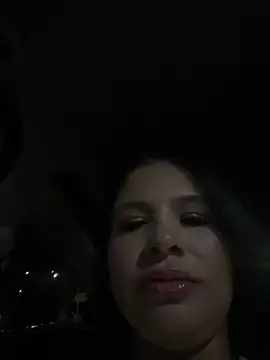 Snapshot of Elara_Luxe chatting on July 14, 12:02 am Elara Luxe online show from July 14, 12:02 am