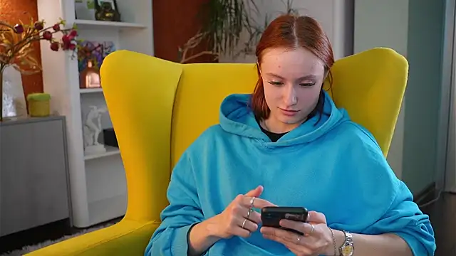 AlvaCatterton online show from April 14, 4:40 am