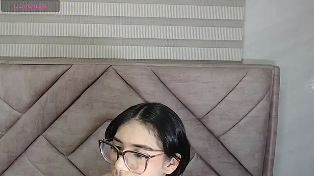 Snapshot of Victorycat_v chatting on May 31, 3:36 am Victorycat v online show from May 31, 3:36 am