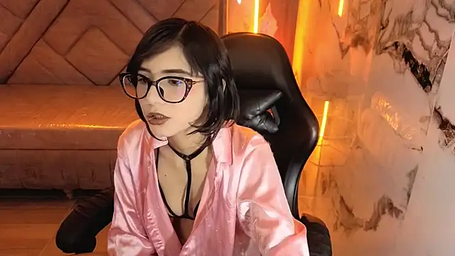Victorycat v online show from July 2, 3:06 am