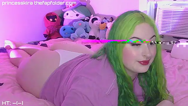 Snapshot of thefapfolder chatting on April 14, 11:00 pm thefapfolder online show from April 14, 11:00 pm