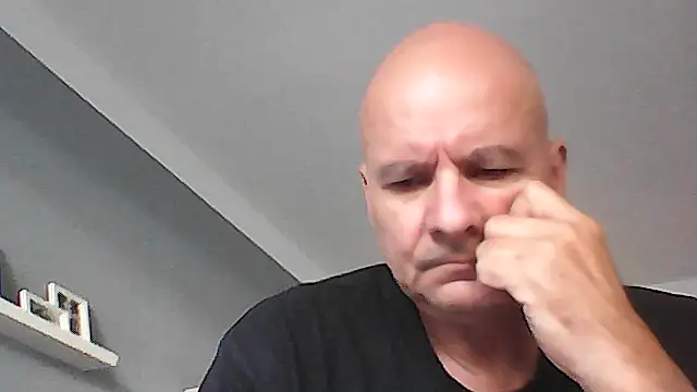 mannohmann5 online show from August 3, 9:37 am