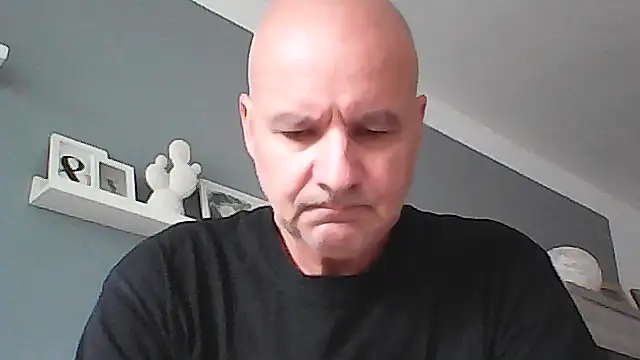 mannohmann5 online show from August 4, 7:22 am