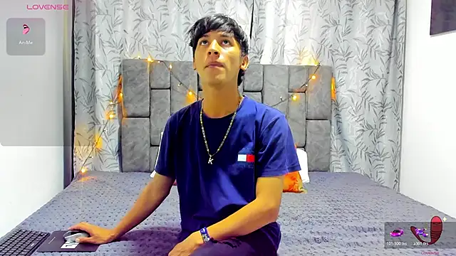 IhanKing online show from June 15, 6:54 pm