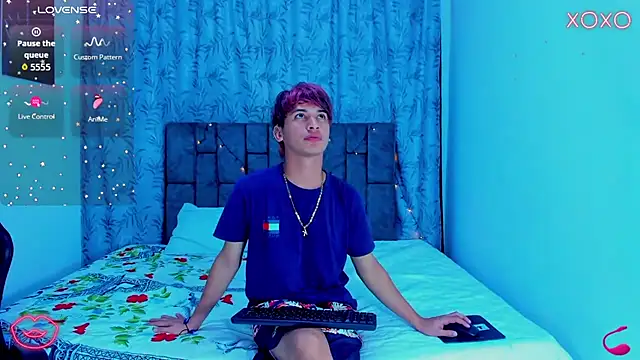 IhanKing online show from July 23, 7:23 pm