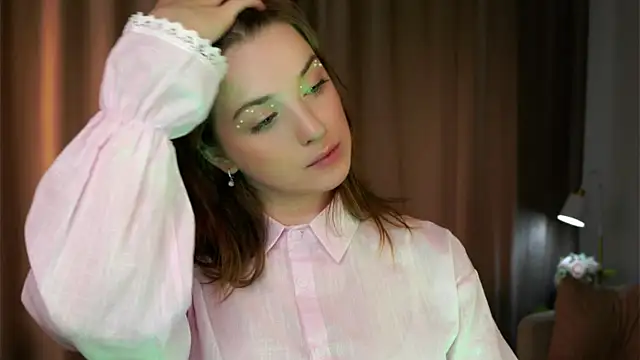 RenateVashaw online show from July 21, 8:38 am