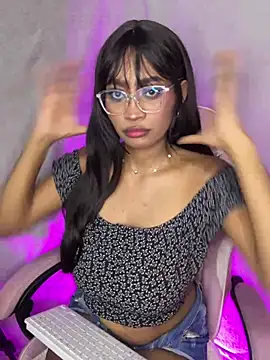 ALISSA SMITH  online show from June 26, 3:22 am