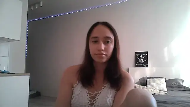 DarkMirel online show from August 4, 2:30 pm