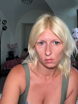 barbiplaymate online show from August 5, 8:50 am