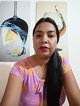 Silvana2927 online show from June 25, 6:29 am