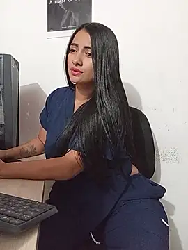 DaniellaGiraldo online show from June 23, 1:42 pm