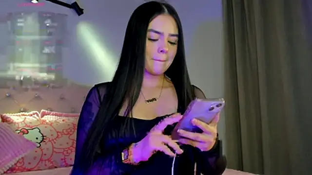holly444  online show from July 11, 4:37 am