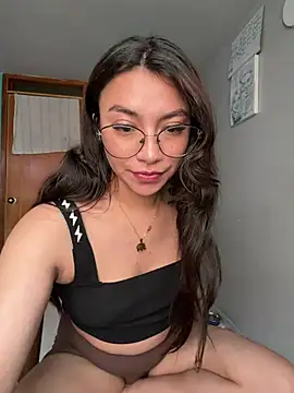 CocoaGigiMuse online show from June 25, 8:13 pm
