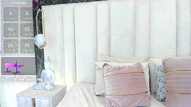 im miaadoll online show from June 13, 12:47 pm