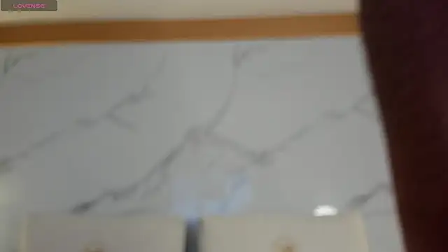 Snapshot of alena_kenner chatting on April 29, 7:31 pm alena kenner online show from April 29, 7:31 pm