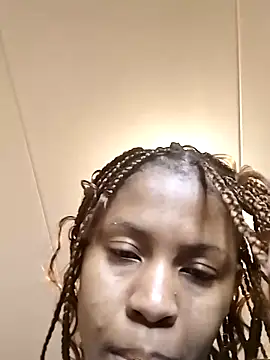 Snapshot of Slender012 chatting on May 18, 4:07 am Slender012 online show from May 18, 4:07 am