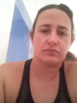 Snapshot of lolitaloira2 chatting on April 14, 7:31 pm lolitaloira2 online show from April 14, 7:31 pm