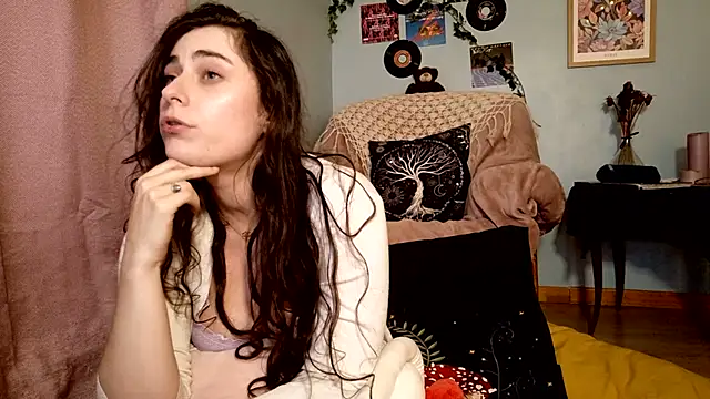 Snapshot of missclochette chatting on July 28, 2:13 pm missclochette online show from July 28, 2:13 pm