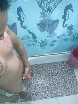 maicol6699 online show from June 22, 3:58 am