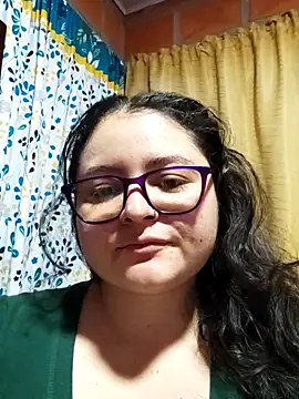 DarkCherry20  online show from April 17, 2:14 am