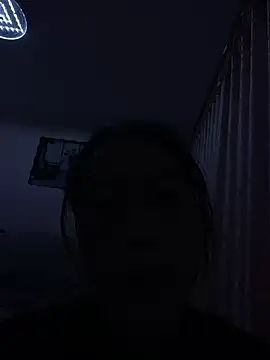 Snapshot of siler25 chatting on June 28, 8:42 am siler25 online show from June 28, 8:42 am