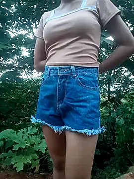 Elena Mia online show from July 6, 10:45 pm