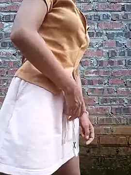 Elena Mia online show from July 8, 10:53 am
