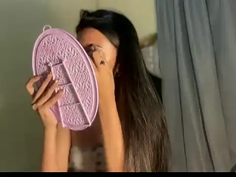 imyourcheska online show from May 21, 1:18 pm