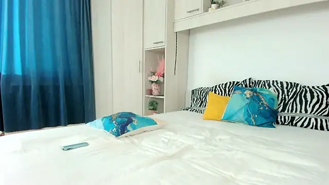 Mira Shine online show from July 15, 4:29 am