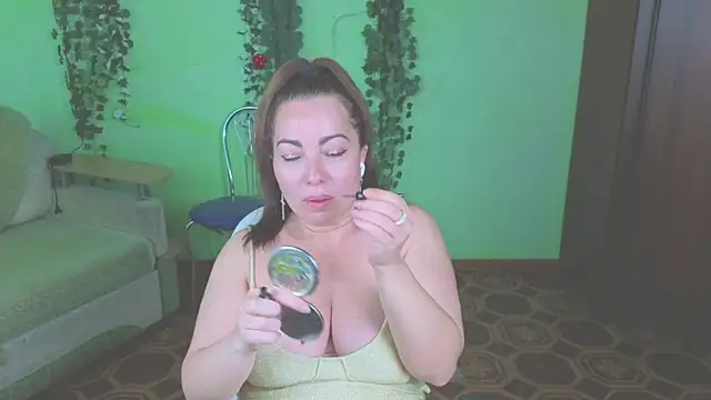 Zoe Zephyr online show from June 13, 5:38 am
