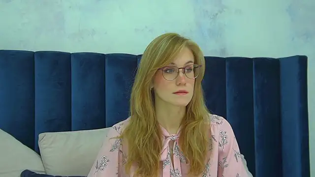 GraceHudsons online show from April 26, 4:10 am