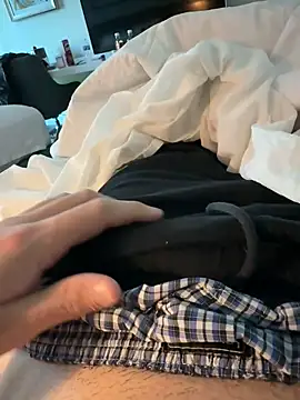 Snapshot of wittinger chatting on April 15, 12:56 pm wittinger online show from April 15, 12:56 pm