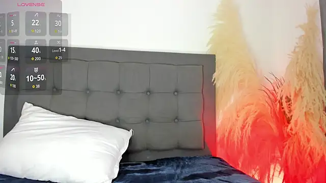 hanna-baker01 online show from June 13, 2:59 pm