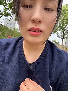 Faye-baby online show from May 8, 6:30 am