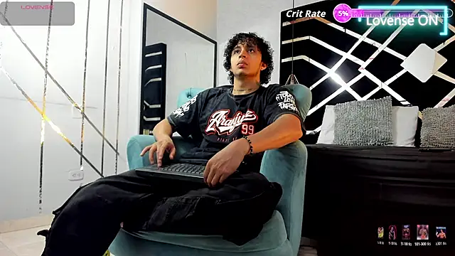 JayTaylorr online show from July 24, 11:52 am